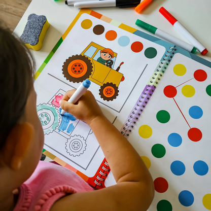 Wassermalbuch – Folge den Linien! Malen Sie mit Wasser durch Regenbögen und die Natur, wiederverwendbar (8 Seiten, 6–24 Monate)