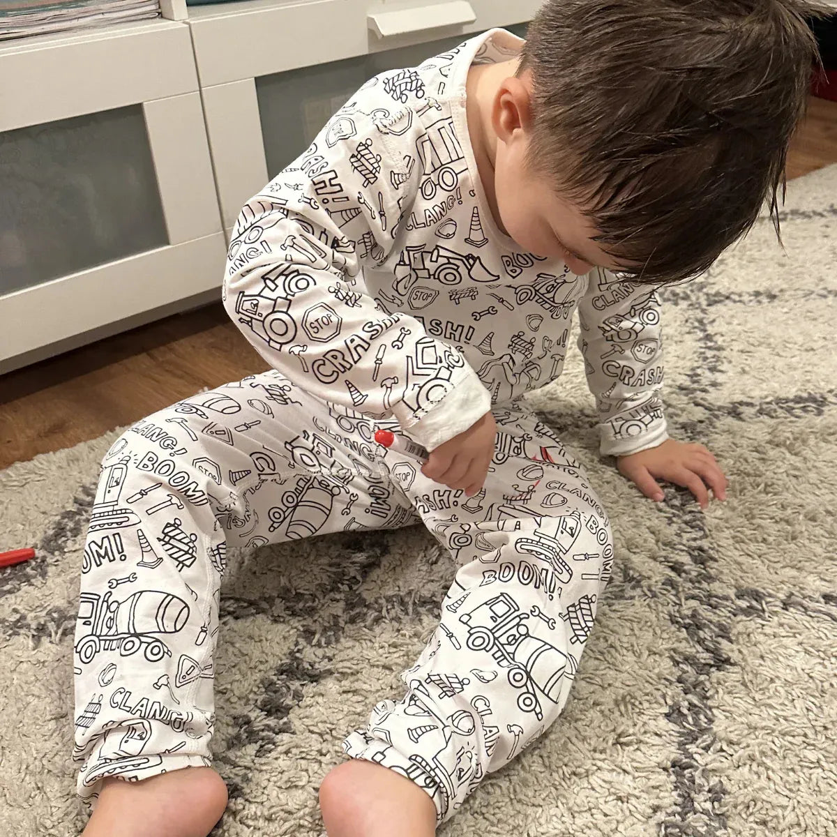 Zweiteiliges Pyjama-Set für Kinder - Color Me! 🚚🚧 Lastwagen und Bagger