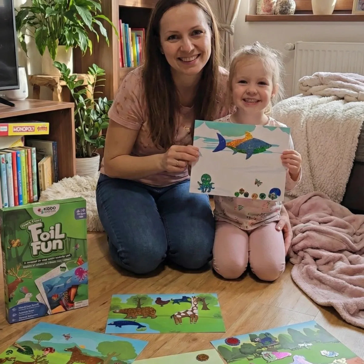 Wassermalbuch – Folge den Linien! Malen Sie mit Wasser durch Regenbögen und die Natur, wiederverwendbar (8 Seiten, 6–24 Monate)