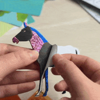 Wassermalbuch – Folge den Linien! Malen Sie mit Wasser durch Regenbögen und die Natur, wiederverwendbar (8 Seiten, 6–24 Monate)