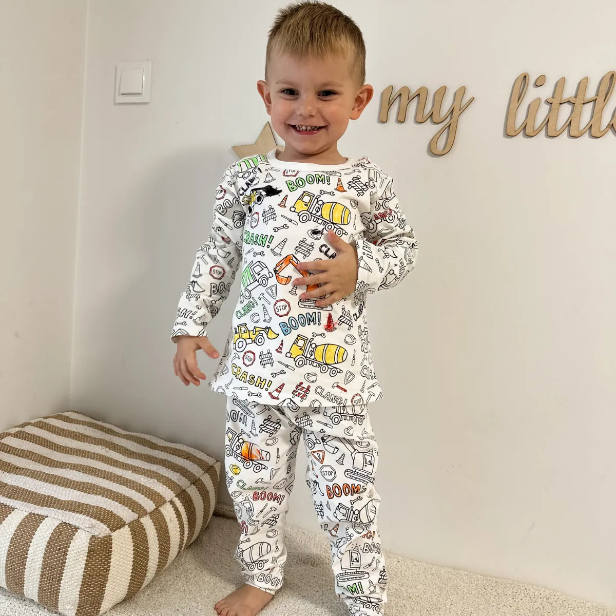 Zweiteiliges Pyjama-Set für Kinder - Color Me! 🚚🚧 Lastwagen und Bagger