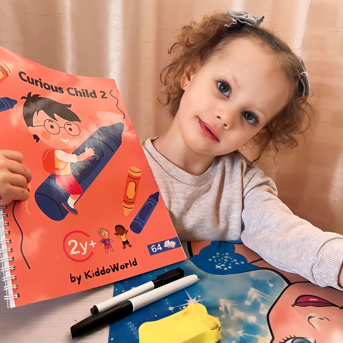 Wassermalbuch – Folge den Linien! Malen Sie mit Wasser durch Regenbögen und die Natur, wiederverwendbar (8 Seiten, 6–24 Monate)