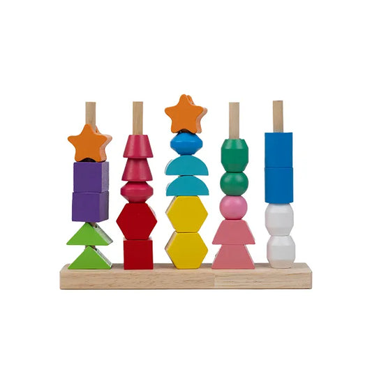 Montessori igra s drvenim kuglicama
