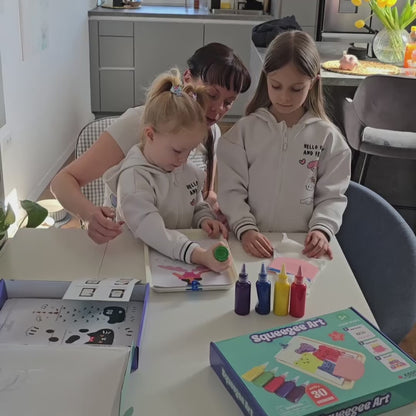 Squeegee Art – Mess-Free Painting Kit for Kids 5+